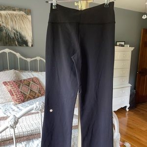 Lululemon crossover flare leggings - aligns